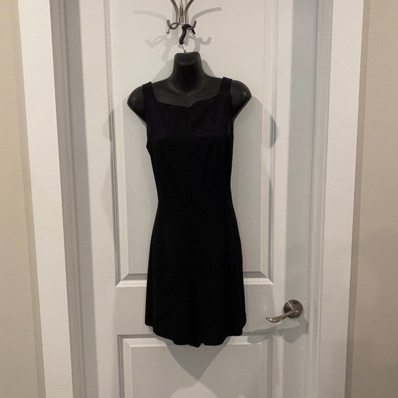 Little Black Scort Dress - Be Smart- Size 11/12 - Picture 1 of 9